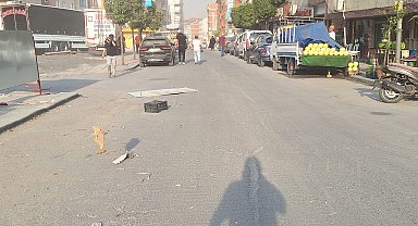 İstanbul'da fırtına; bazı ilçelerde ağaçlar devrildi, çatılar uçtu -3 Ek bilgi ve görüntüyle
