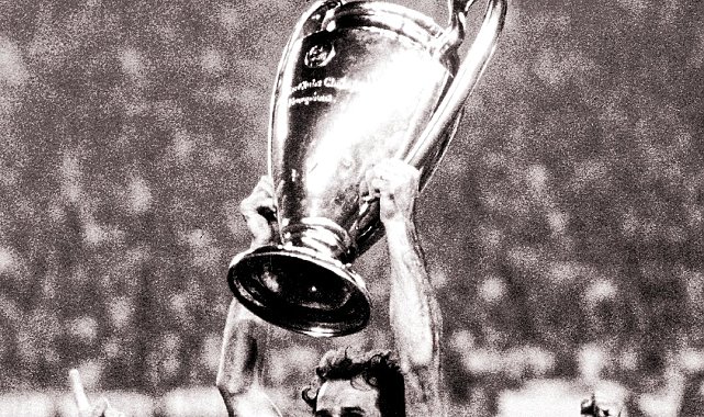İtalya ve Milan'ın efsanevi futbolcusu Franco Baresi hayatını kaybetti