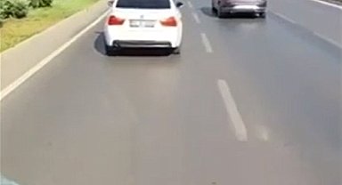 İtfaiyeye yol vermeyen sürücüye ceza uygulandı, otomobili trafikten menedildi