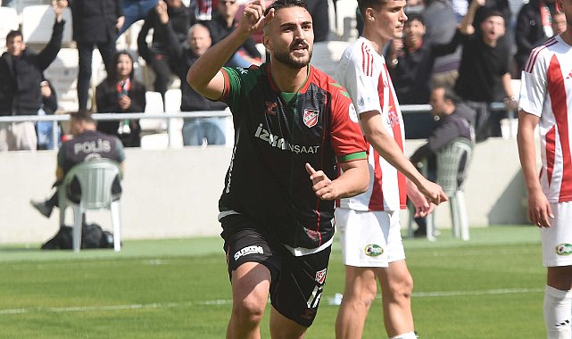 Karşıyaka'da Ömer Faruk bekleniyor