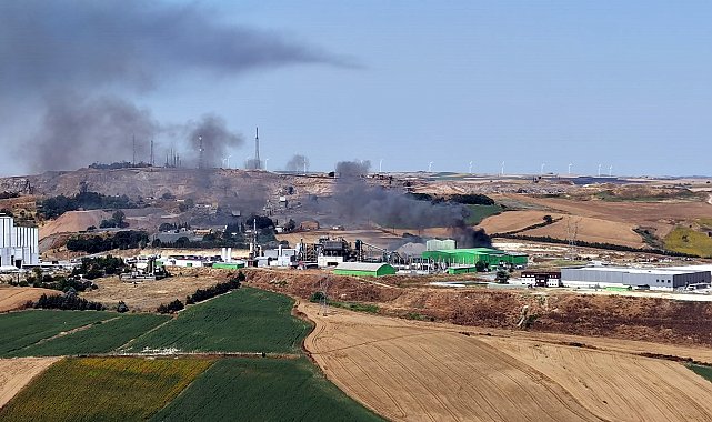 Katı atık bertaraf tesisinde yangında çöp depolama alanı zarar gördü