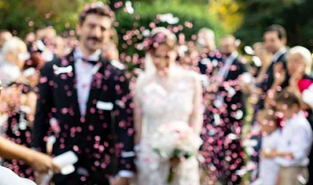 Kayıp düğün görüntülerine tazminat