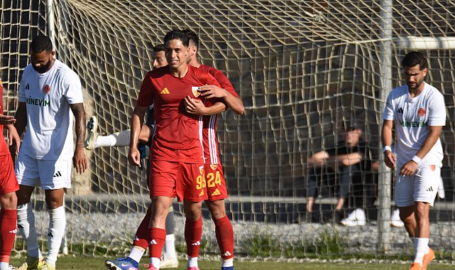 Kayserispor hazırlık maçında Ümraniyespor'u mağlup etti