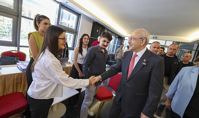 Kılıçdaroğlu, tercih dönemindeki üniversite adaylarıyla görüştü