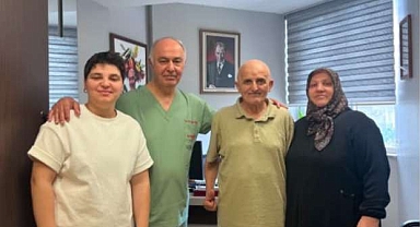 Kocaeli Atakent Cihan Hastanesi'nde Dev Kitleye Başarılı Operasyon
