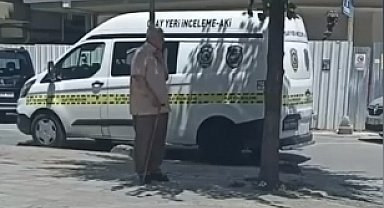 Küçükçekmece'de husumetlisinin silahla vurduğu market sahibi yaralandı Tekrar