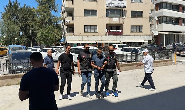 Kuşadası'nda bıçaklı kavga: 1 ölü