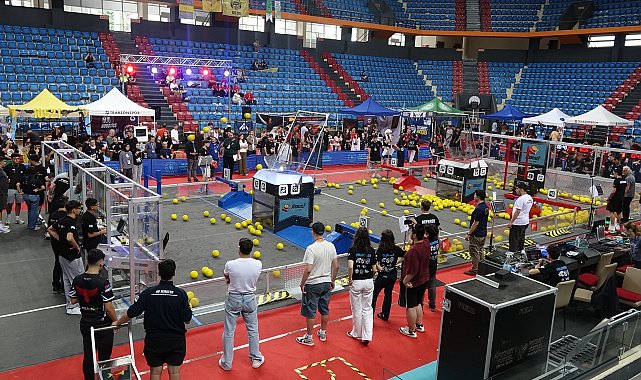 Lise öğrencilerinin 'uluslararası robotik yarışma' heyecanı
