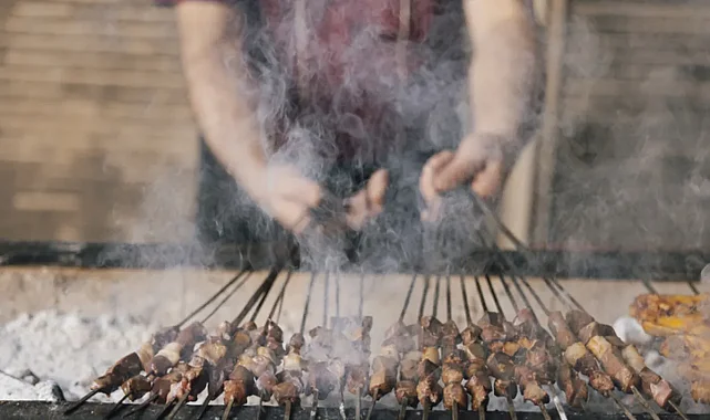 Mangal yaparken bu hatayı sakın yapmayın! Akciğerleriniz tehlikede