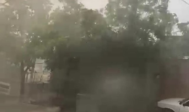Manisa'da sağanak ve fırtına etkili oldu
