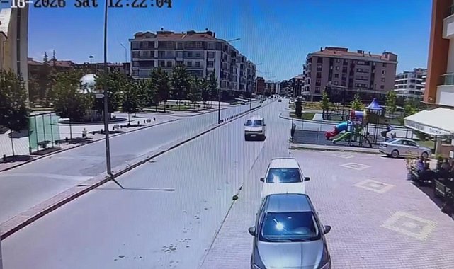 Minibüsüyle ters yönde ilerledi, o anlar kamerada
