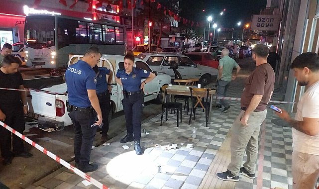 Motosiklet kasklı şüphelinin silahlı saldırısında yaralandı