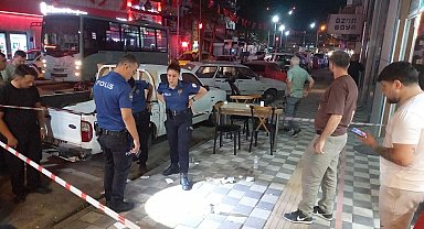 Motosiklet kasklı şüphelinin silahlı saldırısında yaralandı