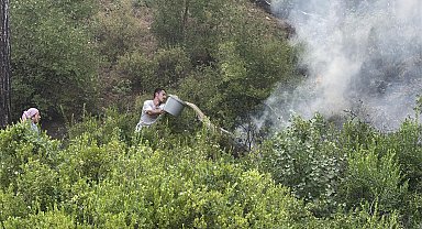 Muğla Seydikemer'deki orman yangınına havadan müdahale yeniden başladı