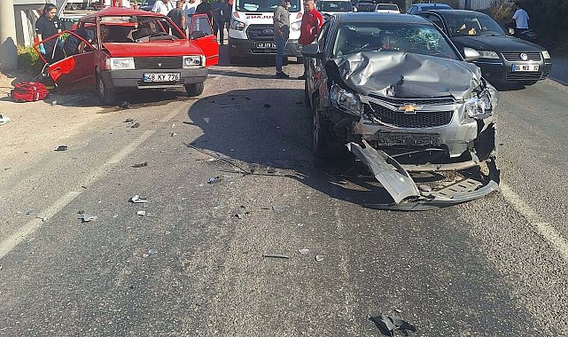 Muğla'da otomobiller çarpıştı; 1 ölü, 1 yaralı