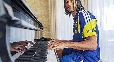 Nathan Ake: İlk amacımız öncelikle Şampiyonlar Ligi'ne kalmak