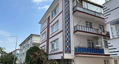 Oğluna 3 el ateş ederek öldürdü...