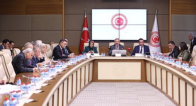 Okul Olaylarını Araştırma Komisyonu'ndaki vekillerden 'bireysel silahların sınırlandırılması' önerisi