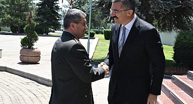 Orgeneral Bayraktaroğlu, Milli Güvenlik Konferansı'nda konferans verdi
