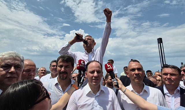 Özgür Özel: Sokakta milletle yürümek iktidara işaret eder