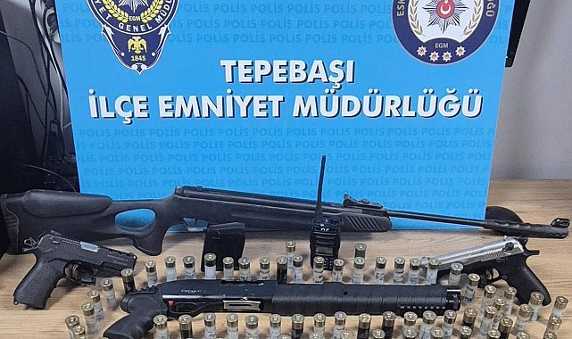 Sanal medyadan silahlı fotoğraf paylaşan 2 şüpheli gözaltında