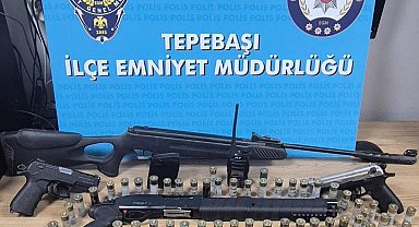 Sanal medyadan silahlı fotoğraf paylaşan 2 şüpheli gözaltında