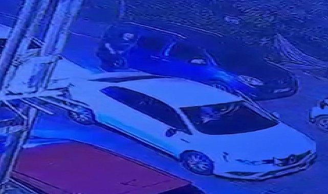 Sancaktepe'de uyuşturucu operasyonu; polise çarpıp kaçmaya çalıştı