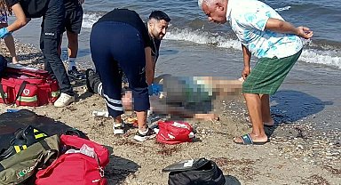 Serinlemek için girdiği denizde öldü