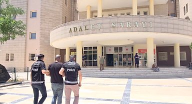 Tahliye olduktan 2 ay sonra traktörle uyuşturucu taşırken yakalandı
