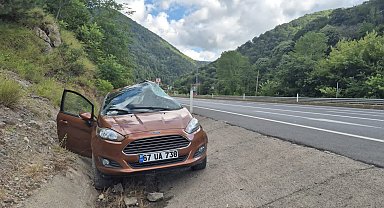 TIR ile çarpışan otomobildeki çift öldü