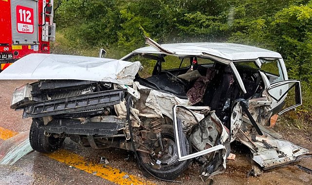TIR ile otomobil çarpıştı: 1 ölü, 2 ağır yaralı