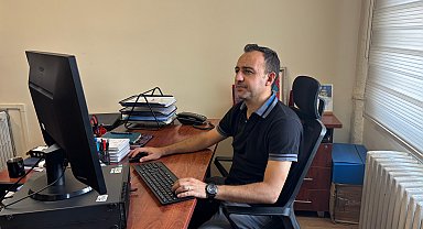 Tren raylarından sahneye uzanan yolculuk