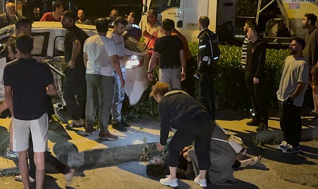 Ümraniye'de hafriyat kamyonu ile otomobil çarpıştı: 1'i ağır 4 yaralı
