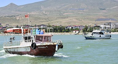 Van Gölü'nde inci kefaline sıkı koruma