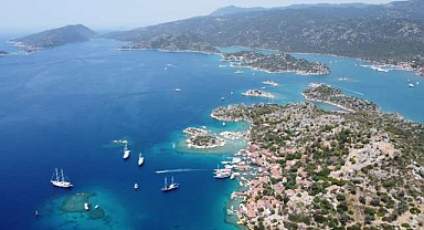 10 milyon turist barajı geçildi