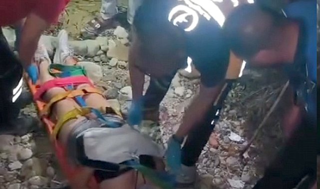 3 metre yükseklikten kayalıklara düşen genç kız yaralandı