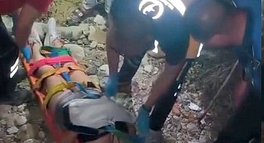 3 metre yükseklikten kayalıklara düşen genç kız yaralandı