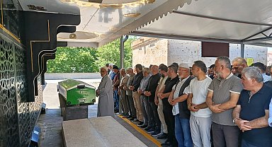 3 tekerlekli motosikletin dere yatağına devrildiği kazada ölen dede toprağa verildi