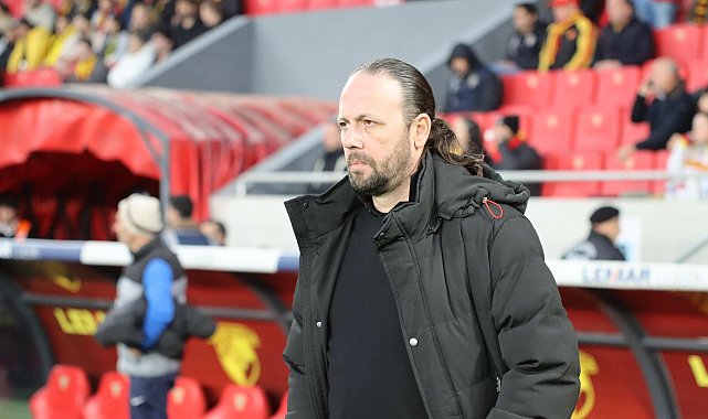 Altay sahaya iniyor