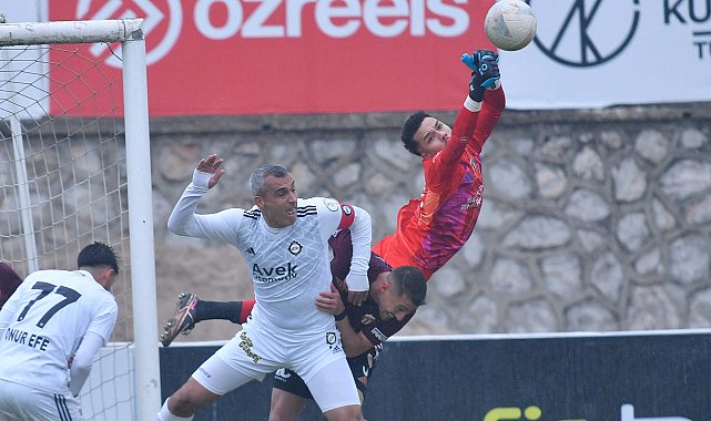 Altay'da Murat Ulaç takımla çalışıyor
