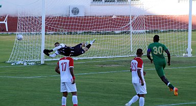 Amed Sportif Faaliyetler, hazırlık maçında galip