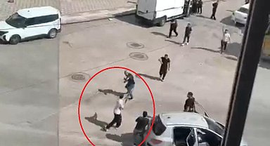 Ankara'da kalabalığın üzerine pompalı tüfekle ateş açtı; o anlar kamerada