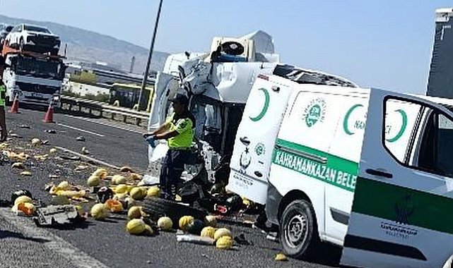 Ankara'da kamyonet, kamyona arkadan çarptı: 1 ölü, 2 yaralı