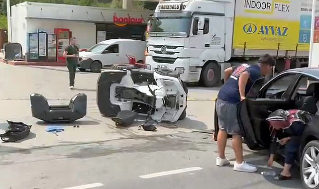 ATV ile otomobil çarpıştı; 2 yaralı