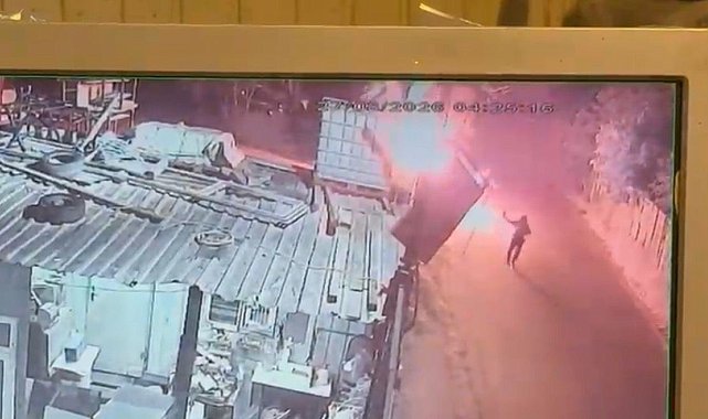 Avcılar'da oto galerideki araçları ateşe verip iş yeri sahibinden 10 milyon lira haraç istediler