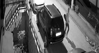 Avcılar'da skuter hırsızlığı kamerada