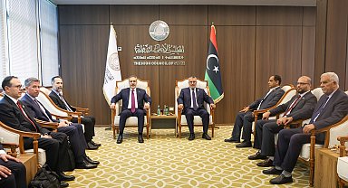 Bakan Fidan, Libya Yüksek Devlet Konseyi Başkanı Takala ile bir araya geldi