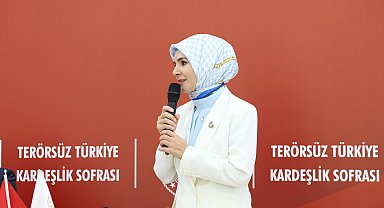 Bakan Göktaş: Terörsüz Türkiye'yi şehit yakınlarımız ve gazilerimizle birlikte inşa ettik
