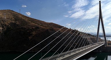 Bakan Uraloğlu: 24 yılda 519 kilometre uzunluğunda 4 bin 272 köprü inşa ettik