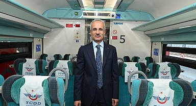 Bakan Uraloğlu: Hızlı trenle bağlanan il sayımızı 27'ye yükseltmeyi hedefliyoruz